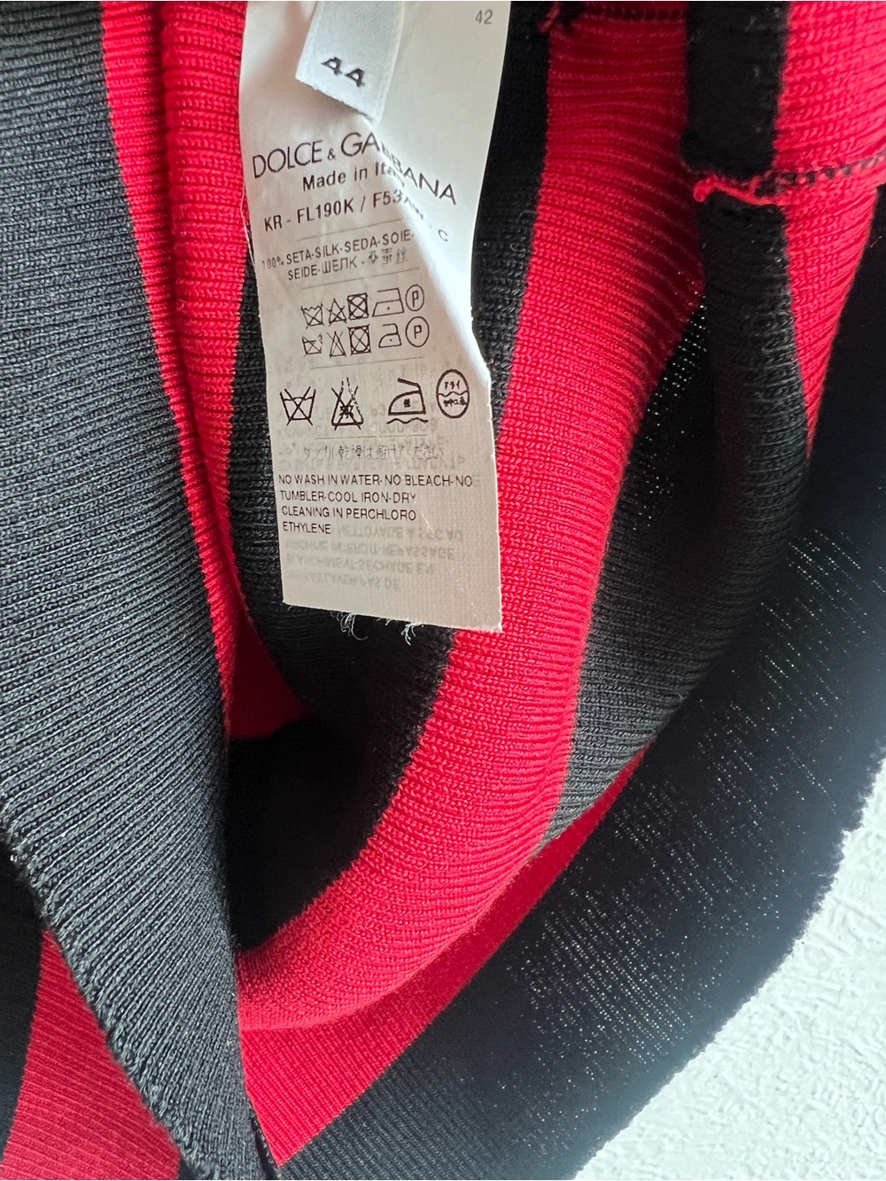Dolce and Gabbana silk Red and Black Striped Top - Picture 4 of 4